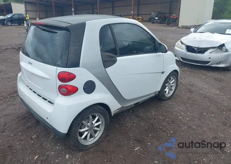 2009 Smart Fortwo Brabus/Passion/Pure z USA, uszkodzony, nr VIN WMEEJ31X79K306583